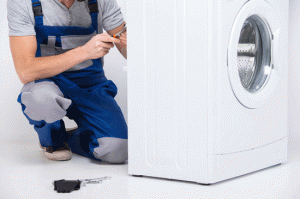 Máy giặt công nghiệp thường gặp lỗi gì và cách khắc phục